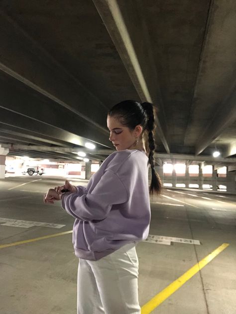 Purple Sweater Outfit Aesthetic, Ponytale Hairstyles Aesthetic, Ponytale Braid, Ponytale Hairstyles, Hairstyle Slick, Purple Sweater Outfit, Parking Garage Photoshoot, Euphoria Party, Garage Photoshoot