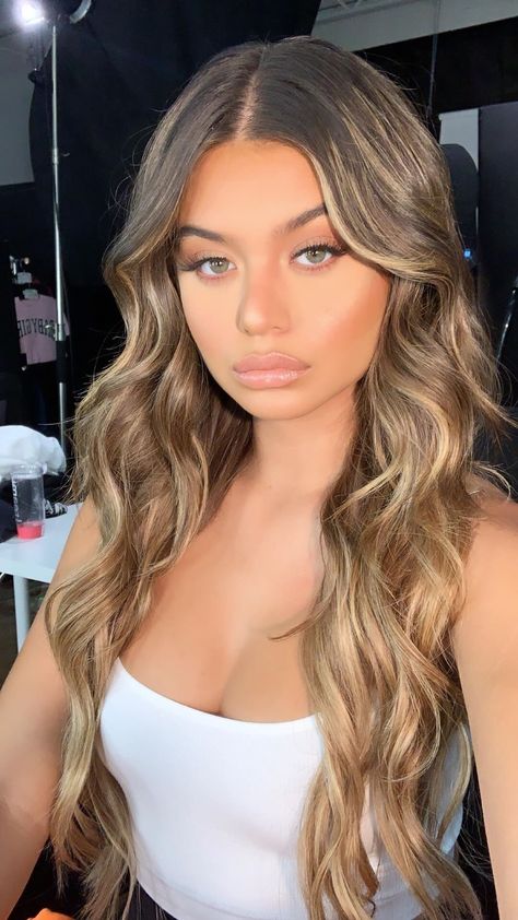 Sofia Jamora Hair, Sophia Jamora, Sofia Jamora, Hair Inspo, Hair Extensions, Sofia, Hair Color, Long Hair Styles, Hair Styles