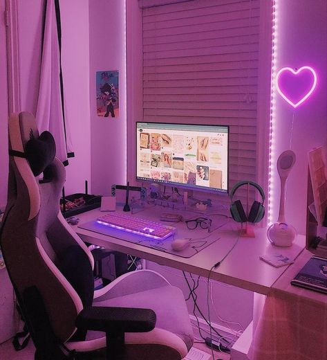 Xbox Set Up Bedroom, Gaming Setup Bedroom, Retro Apartment Decor, Games Room Inspiration, Retro Apartment, Setup Inspiration, Interior Design Layout, Led Lighting Bedroom, Gamer Room Decor