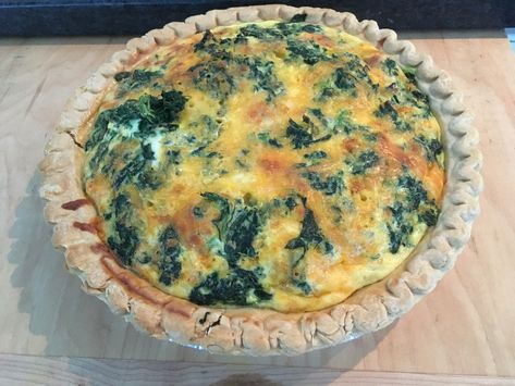 Fluffy Quiche, Brunch Recipies, Quiche Breakfast, Egg Brunch Recipes, Quick Foods, Savory Pastries, Spinach Quiche Recipes, Spinach Quiche, Breaking Bread