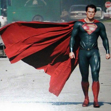 HC Superman Cavill, Superman Outfit, Henry Superman, Superman Suit, Superman Costume, Superman Henry Cavill, Superman Pictures, Art Geek, Superman Movies