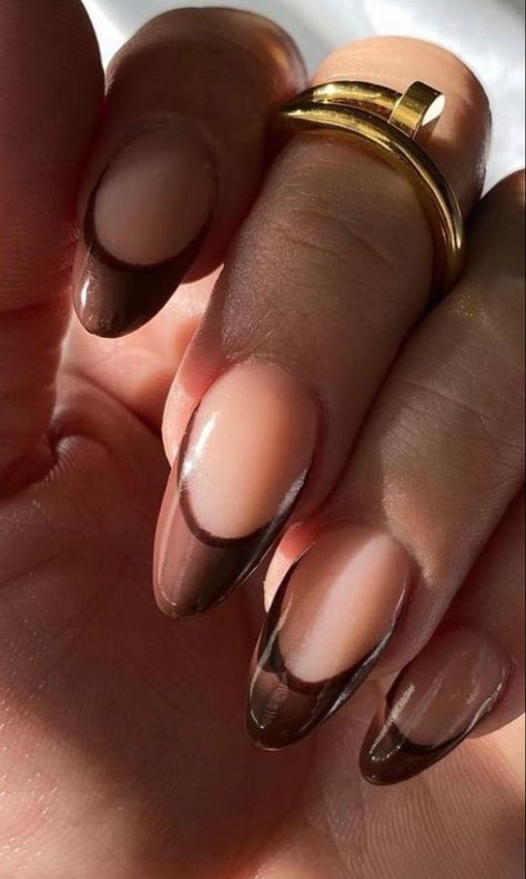 French Tip Nails Fall Colors, Fall Almond Acrylic Nails, Round Acrylic Nails Design, Half Moon Nail Designs, Fall Almond Shaped Nails, November Almond Nails, Fall Nails Almond Shape, Almond Nails Fall, Martini Nails