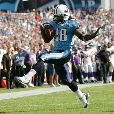 Chris Johnson 90s Nfl Aesthetic, Chris Tyson Trans, Ja’marr Chase And Justin Jefferson, Chris Johnson, Jimmy Johnson Nascar, Nfl Biggest Hits, Sport Player, Tennessee Titans, Sports Hero