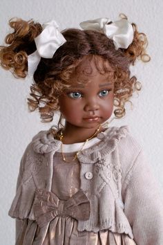 BEAUTIFUL ENAYA, SEE AT WWW.DOLLCONNECTIONSTORE.COM LAYAWAY AND SHIPPING WORLDWIDE,. BABY DOLLS CRESCIUTE Regina Hall, Porcelain Dolls Value, Black Kids Fashion, Куклы American Girl, Black Baby Dolls, Reborn Toddler Dolls, Realistic Baby Dolls, African American Dolls, Reborn Toddler