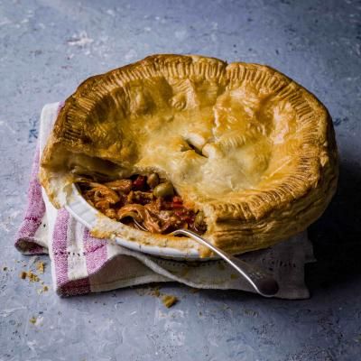 Anna Glover recipes | Sainsbury's Magazine Filo Pastry Pie, Kidney Pie, Steak And Kidney Pie, Green Pie, Meat Pie Recipe, Spanish Chicken, Beef Pies, Mushroom Pie, Kitchen Cook