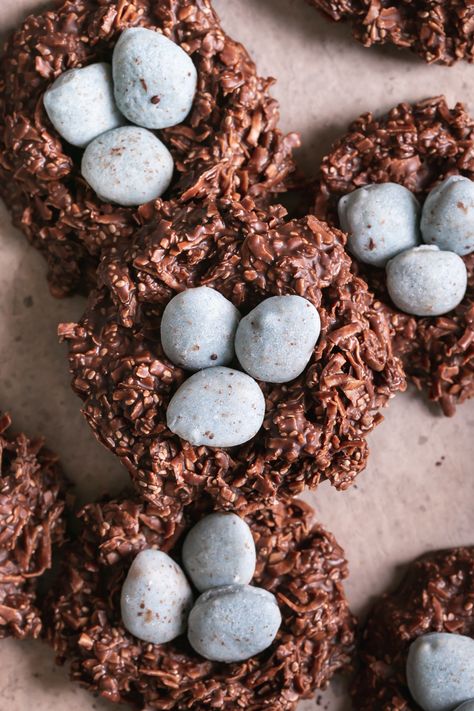 Birds Nest Cookies Christmas, Coconut Nests Easter, Easter Nest Cookies, Bird Nest Cookies, No Bake Coconut Cookies, Birds Nest Cookies, Easter Birds Nest, Chocolate Sunflower, Chocolate Nests