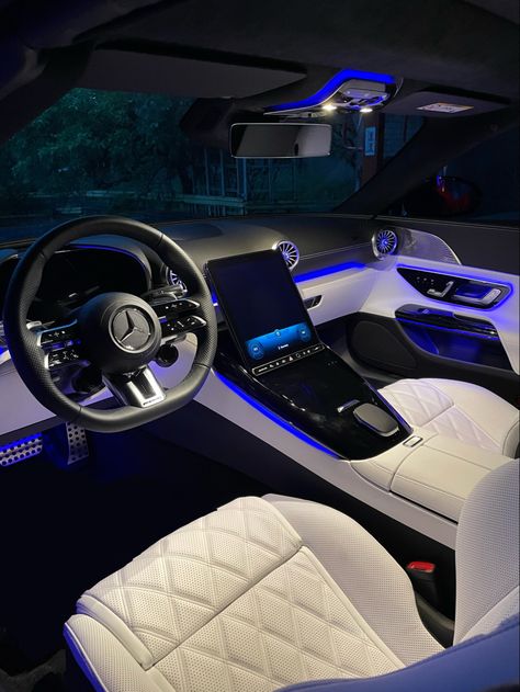 Mercedes Benz Amg Gt 63s Interior, Mercedes Benz Suv Interior, Mercedes Amg Gt 63 S Interior, Mercedes Benz Luxury, Amg Mercedes Benz, Mercedes Benz Interior, Mercedes Interior, Cars Interior, Stylish Tips