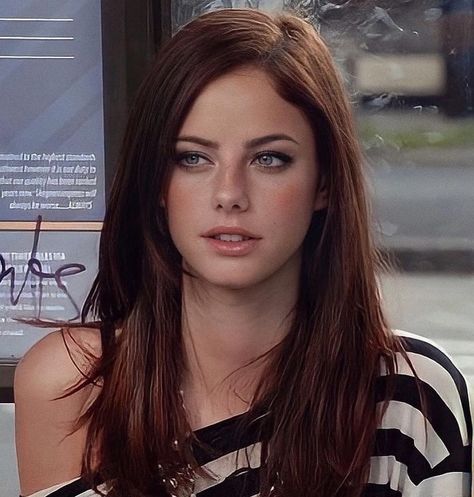 Effy Stonem Style, Elizabeth Stonem, Effy Stonem, Skin Aesthetics, Skins Uk, Kaya Scodelario, S K, I Left, Starter Pack