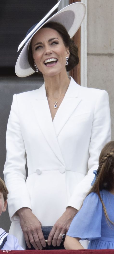 Ascot Dress, Kate Middleton Jewelry, Kate Middleton Dress, Trooping The Colour, Kate Middleton Outfits, Princess Kate Middleton, Platinum Jubilee, Princess Elizabeth, Catherine Middleton