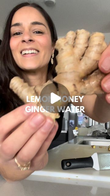 Dr. Setare Taabodi-Wilkoff | POTS & Autoimmune on Instagram: "RECIPE 👇🏽🫚🍋🍯 Lemon Ginger Honey Water Ingredients: 1 to 2 inches fresh ginger 2 cups water 1/2 lemon 2 teaspoons raw honey Directions: Grate the ginger into 2 cups of water. Allow the water to steep for at least 15 minutes and ideally longer. You can even leave it steeping in the fridge overnight if you wish. Strain the ginger out of the water when you’re ready to drink it, add the lemon juice and raw honey. Tips: As an alternative to grating the ginger, try chopping it into a few small pieces and squeezing them in a garlic press—it will act like a mini juicer. Be sure to take out the “pulp” from the press afterward, chop it finely, and add it to the water, too. It can be helpful to prepare a big batch of ginger water in Lemon Ginger Honey, Mini Juicer, Lung Cleanse, Ginger Honey, Drinking Hot Water, Honey Water, Ginger Water, Ready To Drink, Lemon Ginger