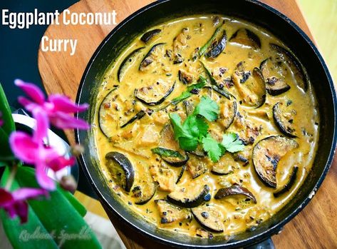 Curried Eggplant, Vegetable Lunch, Snacks Indian, Yummy Dinner Ideas, Recipes Veg, Vegetarian Snacks, Buddha Bowl, Coconut Curry, Vegetarian Cooking