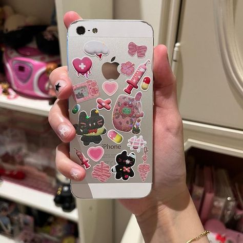 Iphone 5se, Iphone Case Stickers, Iphone Obsession, Kawaii Phone Case, New York Life, Phone Organization, Iphone 5 Case, My Nails, Cute Phone Cases