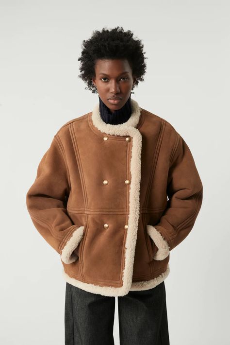 Manteau en peau lainée Wool Jackets Women, Faux Shearling Jacket, Sheepskin Jacket, Big Collar, Wool Coat Women, Women Overcoat, Aviator Jackets, Sherpa Jacket, Shearling Coat