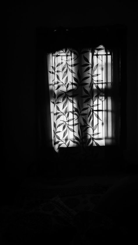 Window Selfie Poses, Night Room Aesthetic Dark, Dark Room Snap, Night Room Snap, Lonely Photo Ideas, Room Aesthetic Dark, Zine Project, Aesthetic Window, Window Snap