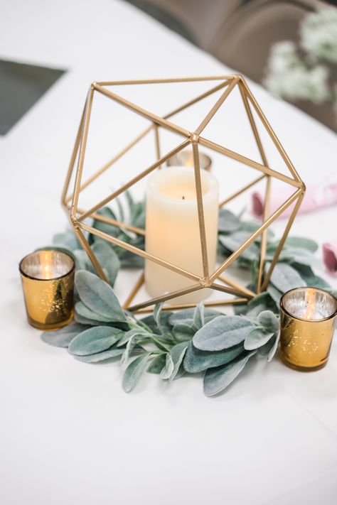 Sage Green Vow Renewal, Wedding Colors White And Gold, Sage And Gold Wedding Centerpieces, Green And Gold Wedding Shower Decor, Sage Green Decor Party, Sage And Gold Party, Sage Green And Gold Birthday Party, Sage Green And Pink Wedding Decorations, White Gold And Sage Green Wedding