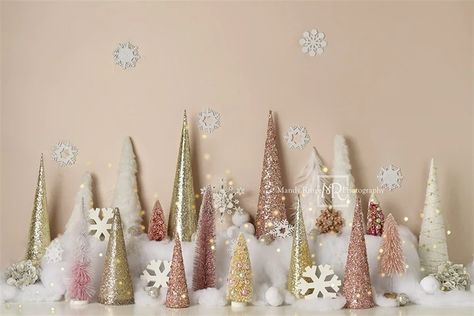 New year backdrops for photo booth Winter Wonderland Trees, Winter Onederland Party Girl 1st Birthdays, Trees Backdrop, Pink Winter Wonderland, Diy Photobooth, Holiday Backdrop, New Year Backdrop, Winter Backdrops, Winter Wonderland Baby Shower