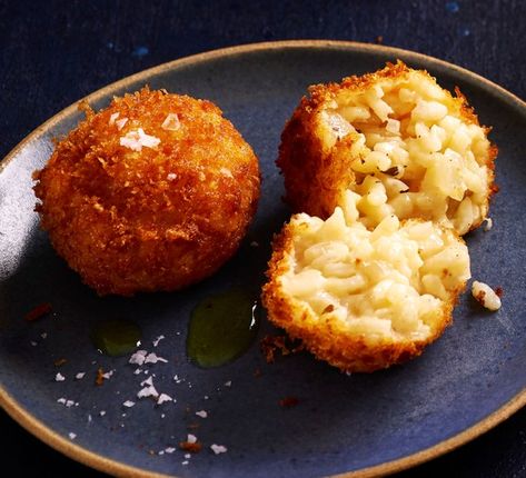 Truffle Arancini, Arancini Rice Balls, Arancini Balls, Risotto Balls, Arancini Recipe, Parmesan Risotto, Chopped Ham, Risotto Rice, Sundried Tomatoes