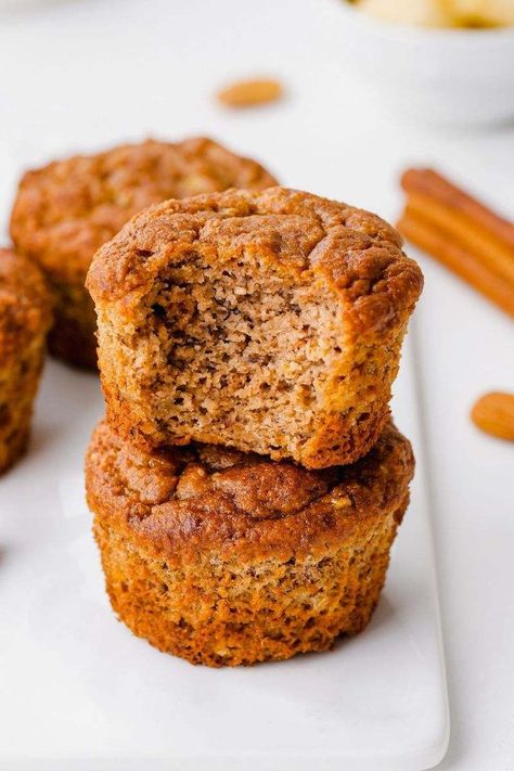 Chia Eggs, Eggless Banana Muffins, Banana Bread Almond Flour, Banana Almond Muffins, Almond Flour Banana Muffins, Paleo Banana Muffins, Almond Flour Banana, Vegan Banana Muffins, Muffins Paleo