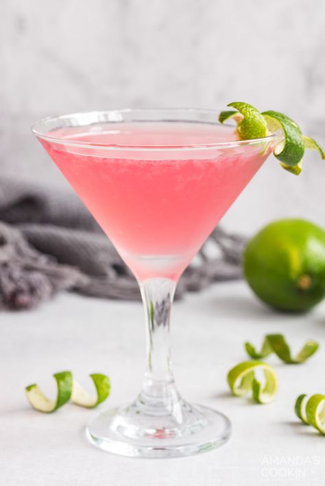 The cosmopolitan cocktail is a classic pink drink comprised of citron vodka, cranberry juice, Cointreau, and fresh squeezed lime juice. Vodka Margarita, Easter Cocktail Recipes, Pink Whitney, Cosmopolitan Drink, Martini Recipes Vodka, Popular Cocktail Recipes, Easter Cocktails, Cosmopolitan Cocktail, Soft Peanut Butter Cookies