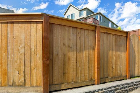 How to build a fence   — RenovationFind Blog Fence Options, Wood Privacy Fence, Privacy Fence Designs, Horizontal Fence, House Backyard, Fence Styles, Backyard Privacy, Building A Fence, Privacy Fences