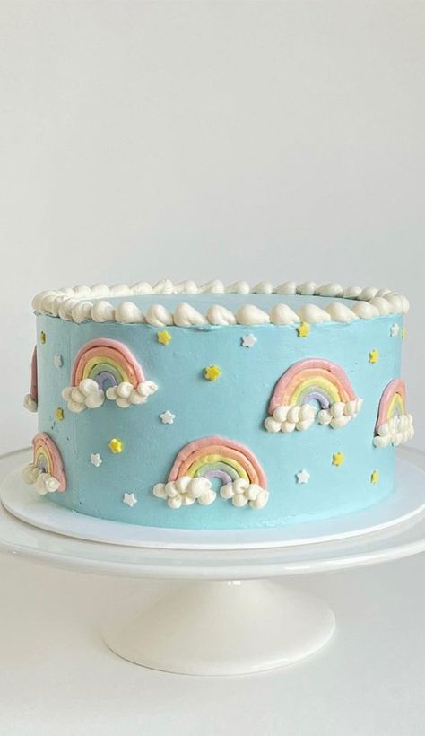 Girls Birthday Cakes Simple, Rainbow Cake Decoration Simple, Simple Rainbow Cake Birthday, Cake With Rainbow, 12 Birthday Cake Ideas, Rainbow Design Cake, One Layer Cake Design, Rainbow Pastel Cake, Cake With Rainbow Frosting