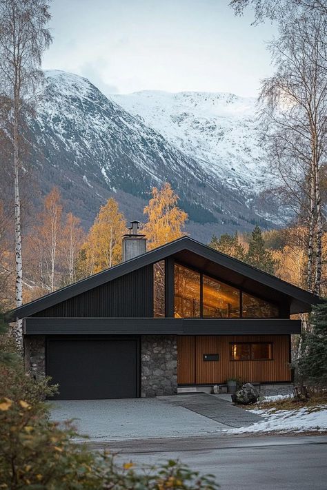 Modern Mountain Chalet Exterior, Mountain Cabin Architecture, Austrian Houses Traditional, German Houses Modern, 3 Story Cabin, Modern House In Mountains, Modern Scandinavian Exterior House, Modern Mountain House Interior Design, Lodge Style Homes Exterior