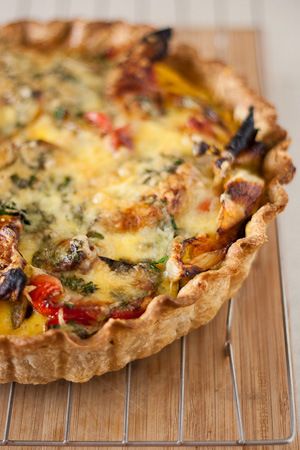 Vegetable Quiche, Roasted Vegetable, Tater Tots, Quiche Recipes, Roasted Vegetables, Vegetable Dishes, Clean Eating Snacks, Vegetarian Dishes, Brunch Recipes