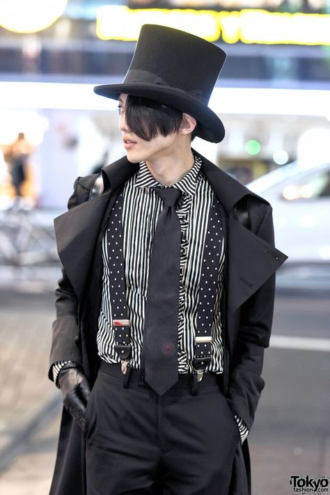 ALL THE STYLE GOALS!!!---Cool Struttin'&Co. Suspenders Japanese Goth Fashion, Goth Fashion Men, Goth Harajuku, Takeo Kikuchi, Clown Clothes, Tokyo Fashion, Japanese Street Fashion, Student Fashion, Gothic Outfits