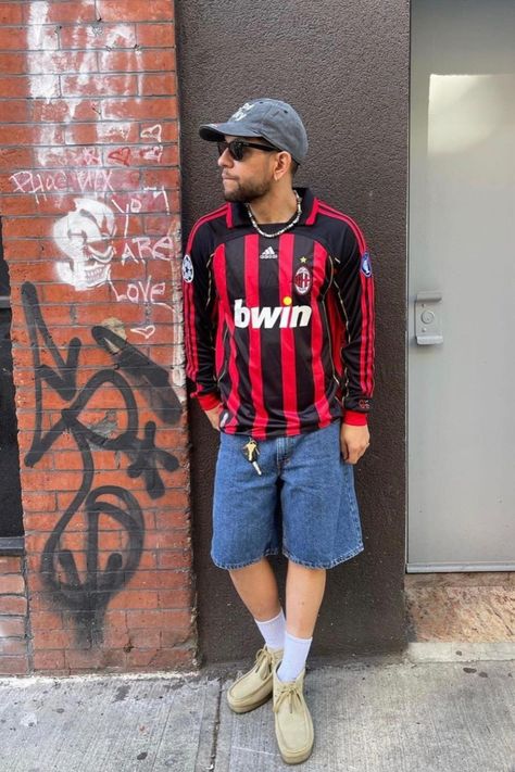 Celebrities Wearing Soccer Jerseys, Football Jersey With Jorts, Kaka Jersey Outfit, Long Jersey Outfit, Long Sleeve Football Jersey, Vintage Football Jersey Outfit Men, Vintage Football Shirts Outfit, Futbol Jersey Outfit, Football Jerseys Outfit