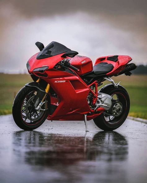 Ducati 1098s, Ducati 1098, Ducati 996, Ducati 916, Ducati Sport Classic, Ducati 848, Motorcross Bike, Ducati Panigale, Harley Bikes