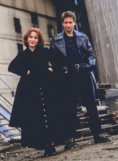 Mulder And Scully, David And Gillian, Chris Carter, Gay Pride Parade, Mulder Scully, Fox Mulder, Dana Scully, David Duchovny, Odaiba