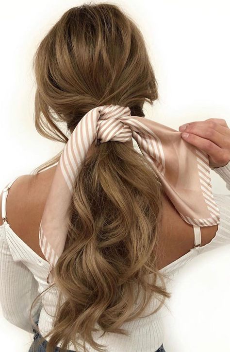 Brown bronze versatile styling with pony If you are looking for a cool new style for your brown bronze that you can wear this... Ponytail Looks, Messy Ponytail Hairstyles, Hair Styles For Dirty Hair Quick, Curled Ponytail, Wear A Scarf, Bridal Hair Buns, Quinceanera Hairstyles, Hair Scarf Styles, Modern Haircuts