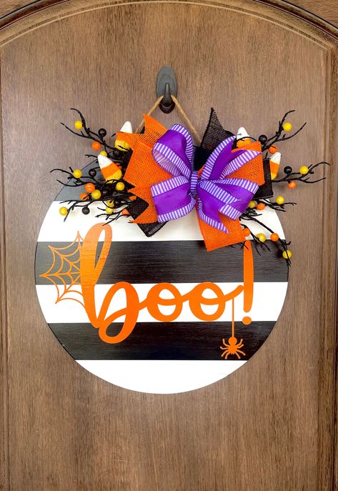 Halloween "BOO" Door Hanger.  18 inch-round sign. Perfect for Halloween.  *All signs fully customizable: Size, color, etc.* **CURRENT TAT: 2 WEEKS FROM PURCHASE** Halloween Wood Signs Door Hangers, Round Wooden Halloween Signs, Funny Halloween Door Signs, Halloween Door Tags, Halloween Door Rounds, Diy Halloween Door Sign, Round Halloween Door Hangers, Diy Halloween Door Hanger, Halloween Round Wood Signs