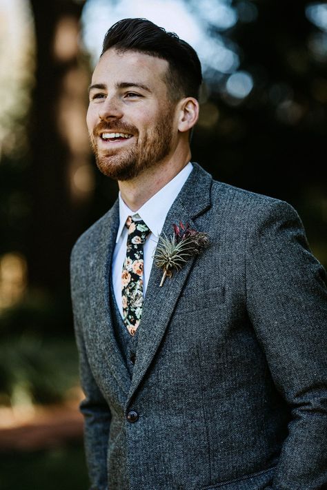 Autumnal Groom Suit, Rustic Groom Suit, Boho Groom Suit, Groom Suit 2023, Boho Wedding Suit Grooms, Boho Wedding Groom Attire, Floral Wedding Suit, Suits For Groom Wedding, Grey Tweed Wedding Suit