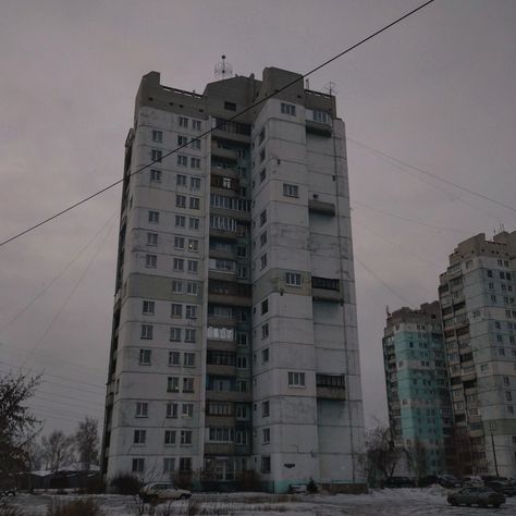 Abandoned Russian Buildings, Russia Apartment Building, Eastern European Apartment Building, Russian Apartment Aesthetic, Grunge Building, Old Russian Aesthetic, Russia Buildings, Russian Background, Russian Apartment