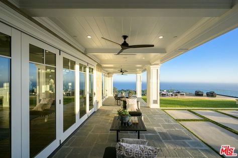 Nantucket Style Homes, Nantucket Style, Los Angeles Neighborhoods, Best Appliances, Small Bedroom Decor, Pacific Palisades, Custom Windows, Infinity Pool, Real Estate Professionals