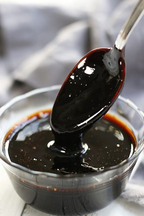 How To Make A Balsamic Reduction, Reduced Balsamic Glaze, Diy Balsamic Glaze, Easy Balsamic Glaze, Sweet Balsamic Glaze, How To Make Sauces, How To Make Balsamic Glaze, Balsamic Syrup Recipe, Balsamic Vinegar Glaze