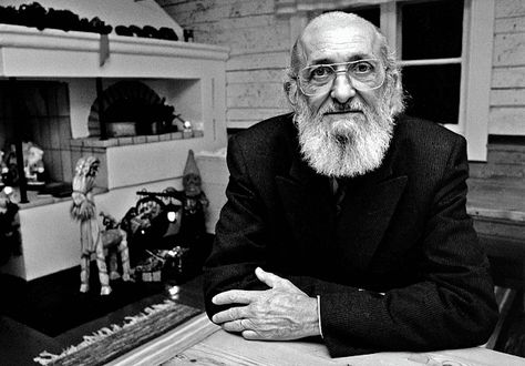 Movimento Reflexivo: Crônica - Penso a Educação e lembro Paulo Freire -... Liberation Theology, Social Control, Writing Instruction, Literacy Programs, Wise People, Military Coup, Research Methods, Poor People, Social Change