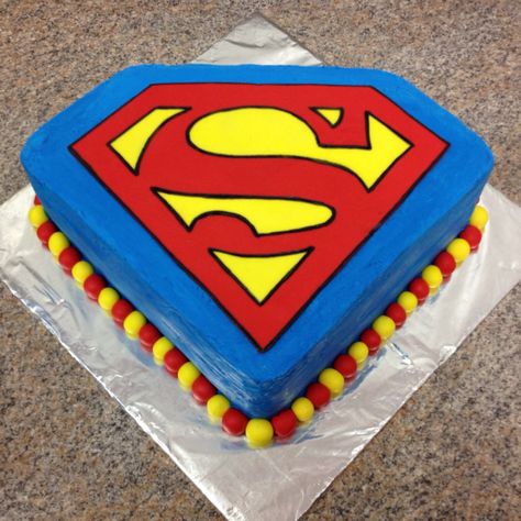 Superman cake....i see this cake in my future BUT with a T in the  center :) Bolo Do Superman, Superman Theme, Superman Cake, Superman Birthday Party, Kid Cakes, Superman Cakes, Superman Party, Superman Birthday, Superhero Cake