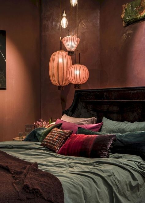 Mauve Ceiling Bedroom, Brown And Jewel Tone Living Room, Moody Moroccan Bedroom, Cozy Jewel Tone Bedroom, Art Deco Inspired Bedroom, Mauve Bedroom Ideas Bohemian, Green And Plum Bedroom, Cavern Clay Bedroom, Burgundy And Green Bedroom