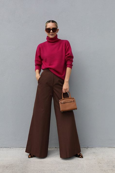 Brown Wide Leg Pants Outfit, Brown Trousers Outfit, Brown Pants Outfit, Wide Leg Pants Outfit, Blair Eadie, Look Office, Color Combos Outfit, Combination Fashion, Atlantic Pacific