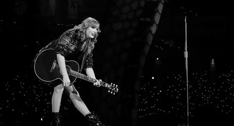 Taylor Swift Reputation Wallpaper Laptop, Taylor Swift Background Ipad, Taylor Swift Laptop Wallpaper Hd, Rep Tour, Swift Wallpaper, Laptop Wallpaper Desktop Wallpapers, Laptop Backgrounds, Ipad Wallpapers, Estilo Taylor Swift