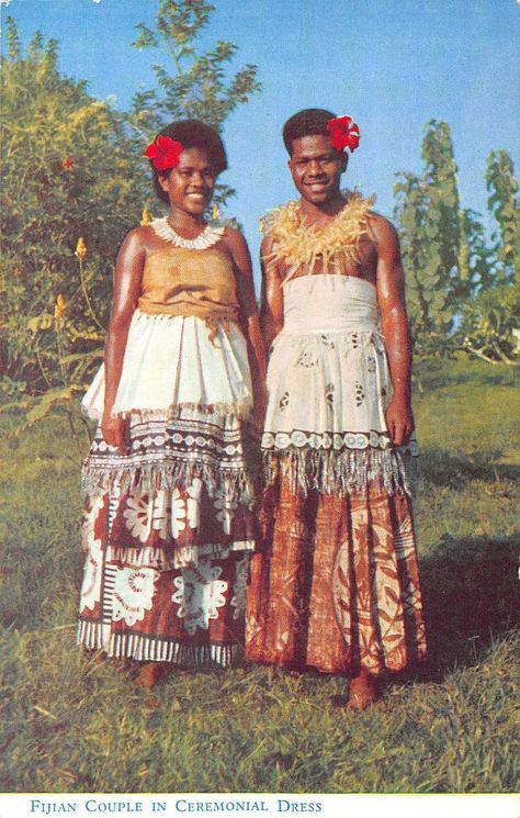 fiji Fijian Clothing, Fiji People, Fiji Women, Polynesian Art, Culture Day, Hula Dancers, Culture Clothing, Indigenous Americans, Dresses Australia