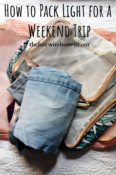 Packing tips for vacation that will help you keep your bag light on short weekend getaways. #travel #local #minimalism Weekend Trip Packing List Summer, Weekend Packing List Summer, Weekend Trip Packing List, Weekend Getaway Packing, Weekend Trip Packing, Packing For A Weekend Trip, Top Family Vacations, Weekend Packing List, Travel Local