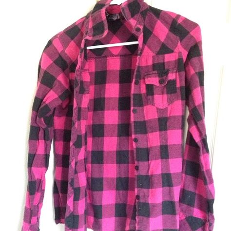 shirt Flannel Shirts For Women, Pink Flannel Shirt, Country Girl Dresses, Spider Sona, Cowgirl Clothes, Plaid Shirt Outfits, Pink Ranger, Pink Plaid Shirt, Black Plaid Shirt