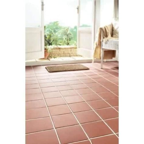 Spanish Quarry Floor Tile - Hottest Trend in Interior Design Spanish Style Home Exterior, Red Tile Floor, Quarry Tile Floor, Spanish Floor Tile, Tile Floor Living Room, Quarry Tiles, Terracotta Floor, Hallway Flooring, Ceramic Floor Tile