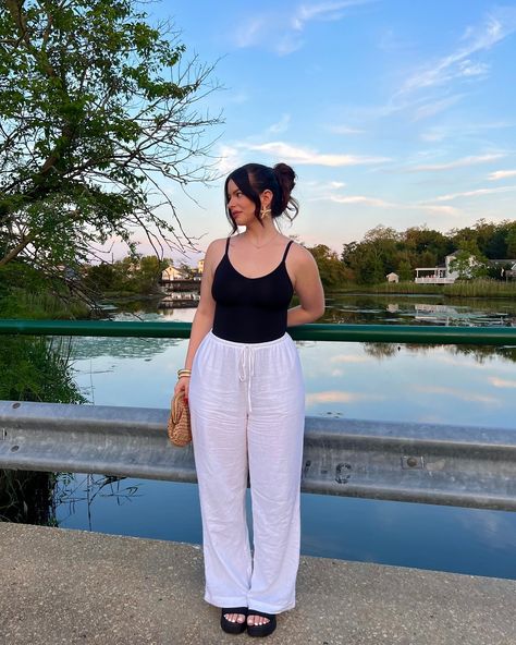 Yesterday 🫶🏻 Casual Everyday Outfits Women, Everyday Outfits Women, Europe Aesthetic Outfit, Placement Outfits, Pre College, Casual Everyday Outfits, Comfy Summer Outfits, Summer Outfits For Women, Europe Travel Outfits