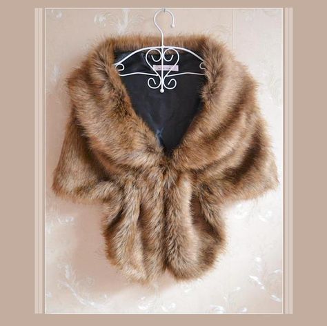 Renaissance Faux Mink Cape w/ Collar Faux Fur Cape, Faux Fur Shawl, Faux Fur Stole, Wedding Fur, Wrap Clothing, Faux Fur Wrap, Long Shawl, Fur Wrap, Wedding Jacket