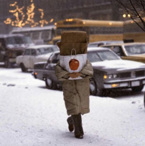 cozy winters Frank Horvat, Winter Mood, Winter Inspo, 背景 シンプル, Winter Wonder, Its Cold Outside, Christmas Mood, Winter Aesthetic, Baby Cold