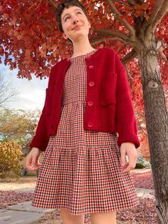 Granny Aesthetic, Christmas Outfit Ideas, Teaching Outfits, Christmas Outfits, Red Cardigan, Christmas Fashion, Girly Outfits, Looks Vintage, Festive Season